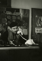장미의 성 대표이미지