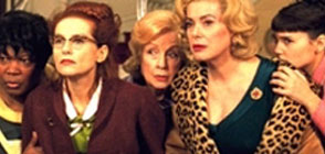 여덟명의 여인들 8 femmes 대표이미지